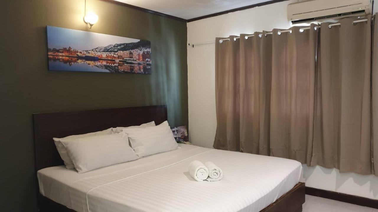Zen Sukhumvit33 Hotel Banguecoque Exterior foto